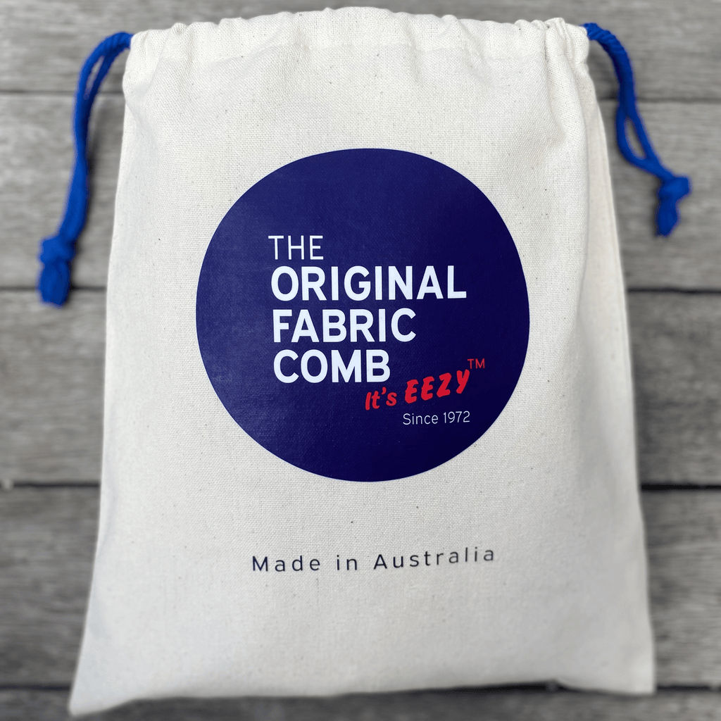Front of Super EEZY™ Comb large storage bag